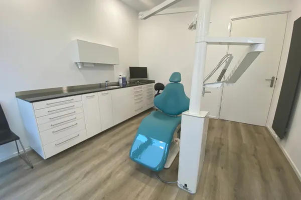 Aesthetic Dental Center